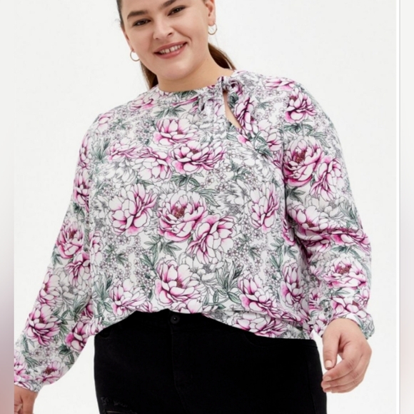 torrid Tops - #58 Torrid Georgette Bow Tie Blouse